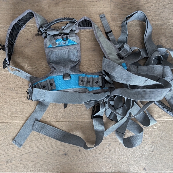 Sklon Ski & Snowboard Harness Trainer for Kids - 2 available - Picture 3 of 4
